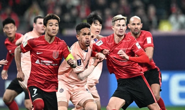 冠1/8决赛，澳超球队多打一人仍出局，中超收获大礼，保留3席位