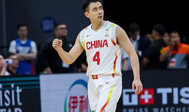 九游娱乐-男篮4将打服黑粉！继伟李弘权主导末节，余嘉豪回暖，小高太好用